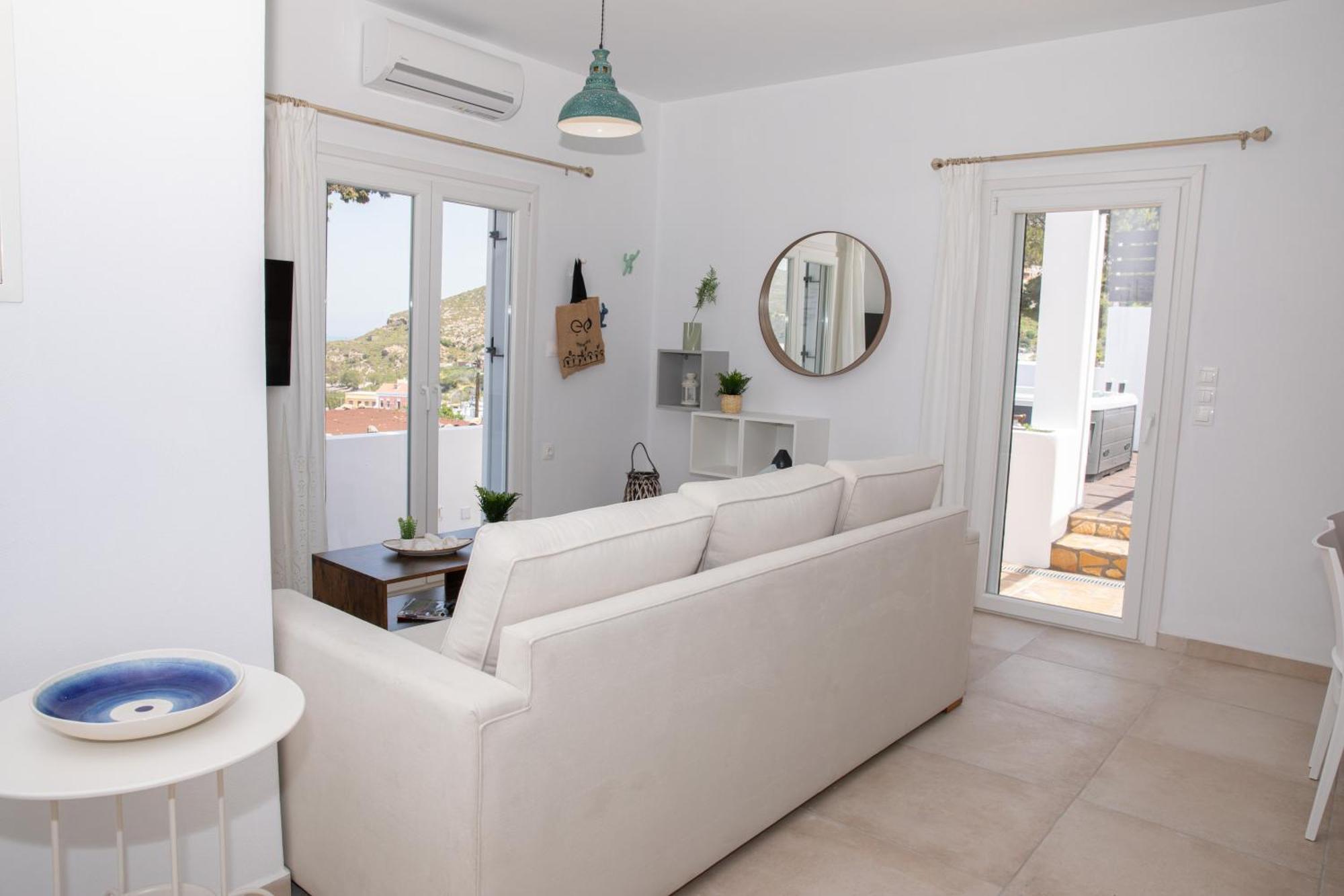Sunny Bay Villa เอเจียมารินา ภายนอก รูปภาพ